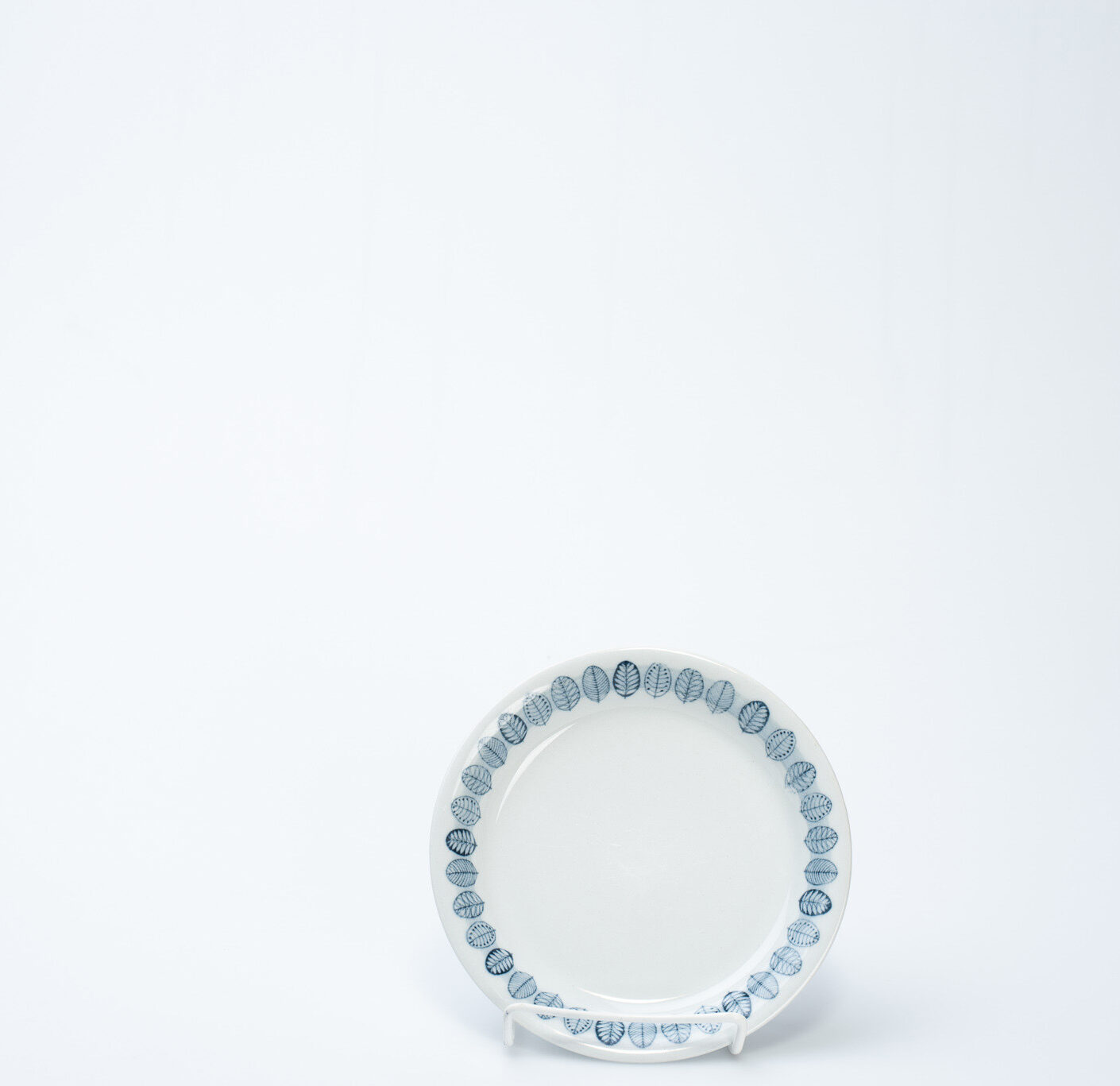 ARABIA Linnea plate  SOLD OUT!