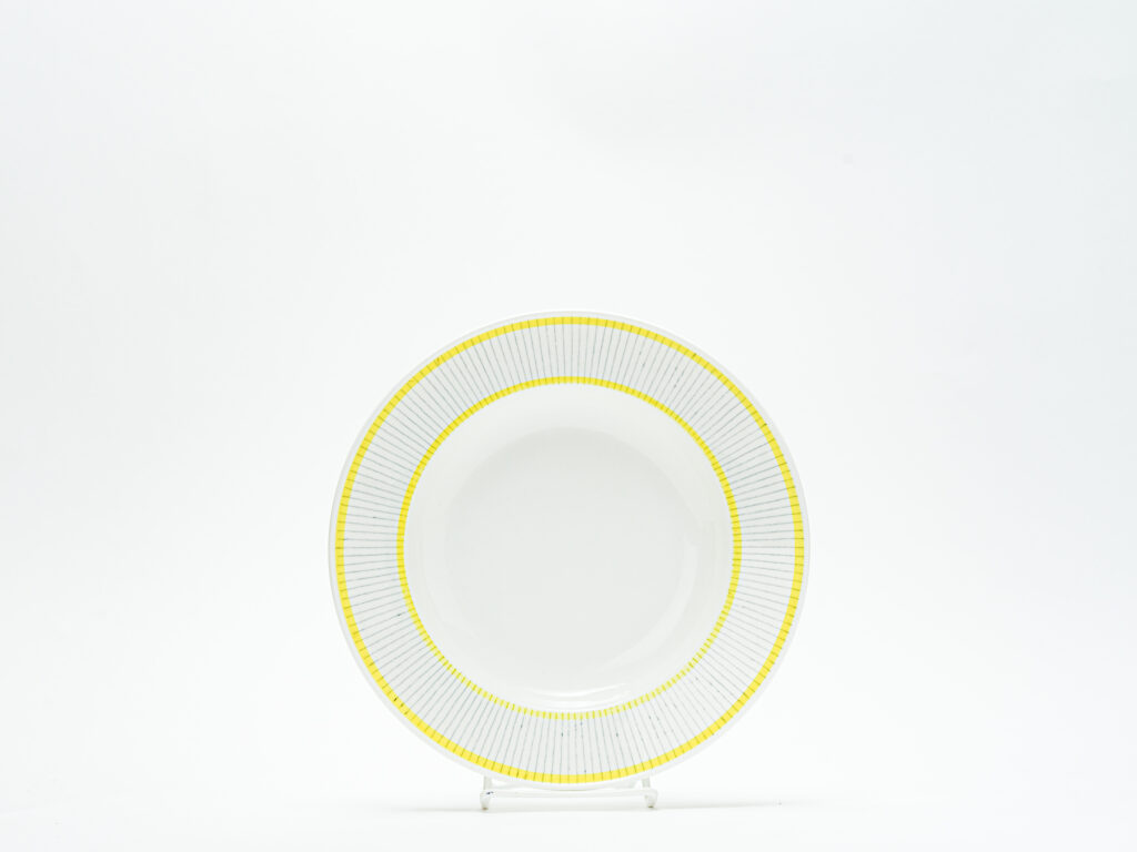 スティグ・リンドベリ Pike Lemon 深皿 25cm(黄)