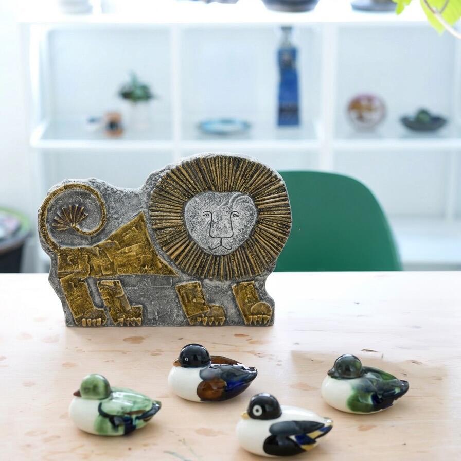 Serial Production ─ 良質な量産品 Serial Production ─ 良質な量産品